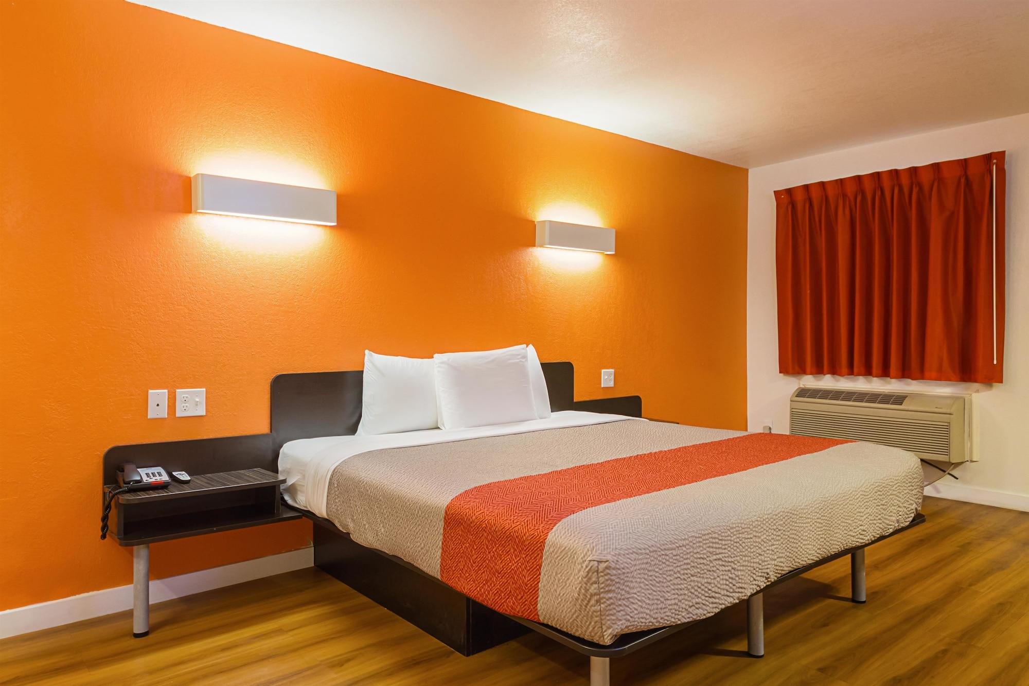 Motel 6-Garland, Tx - Northeast Dallas Eksteriør billede