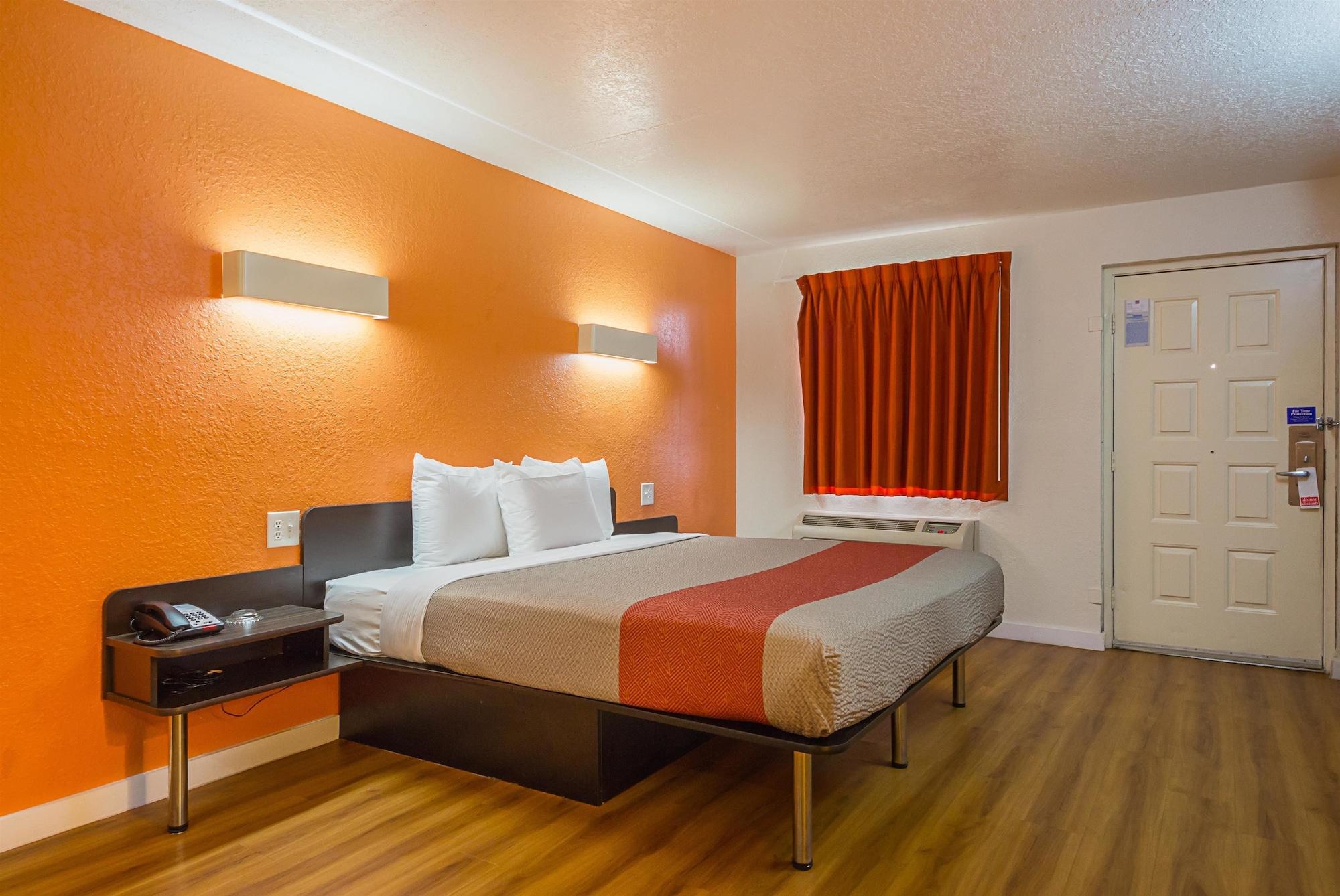 Motel 6-Garland, Tx - Northeast Dallas Eksteriør billede