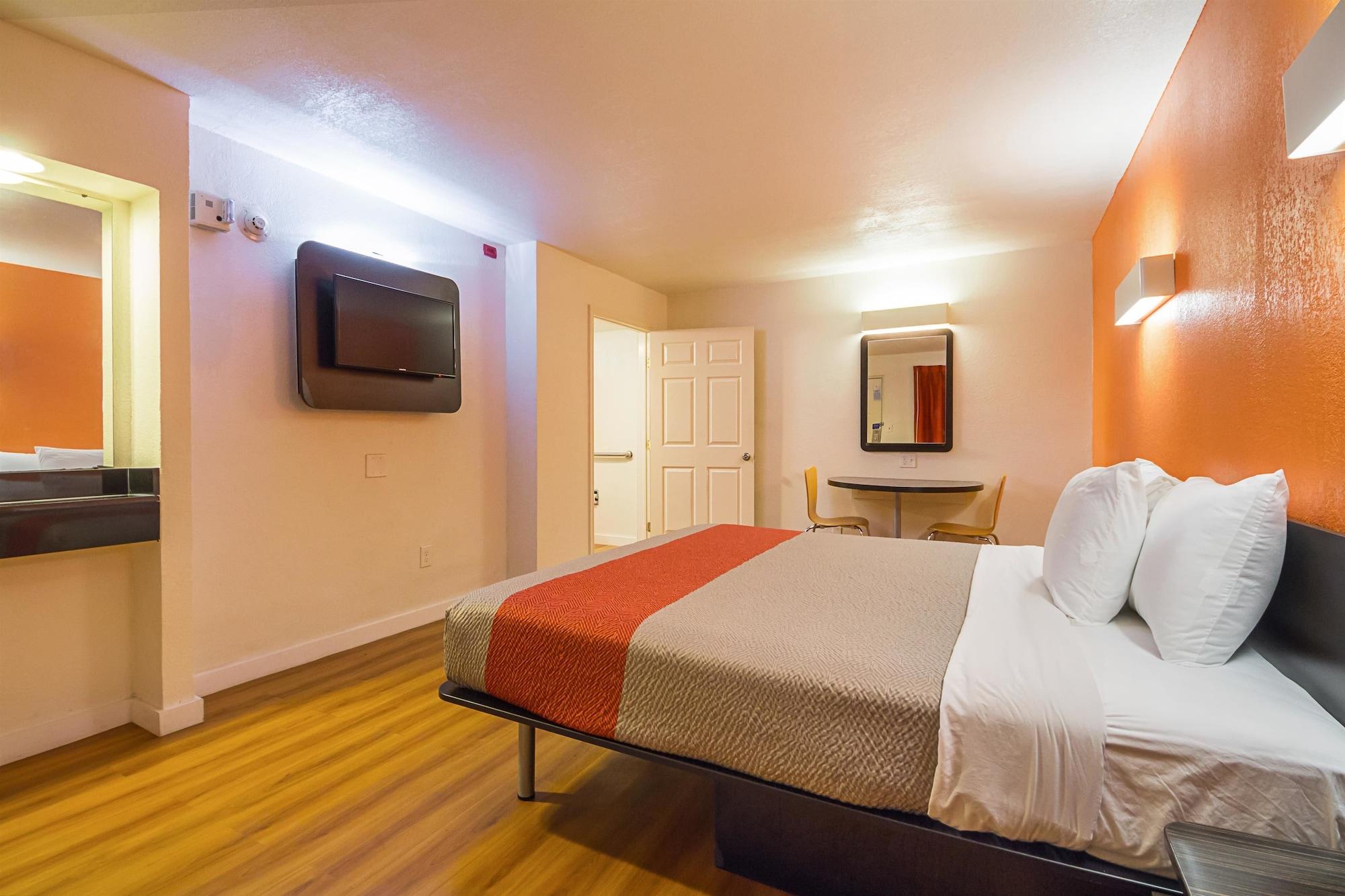 Motel 6-Garland, Tx - Northeast Dallas Eksteriør billede