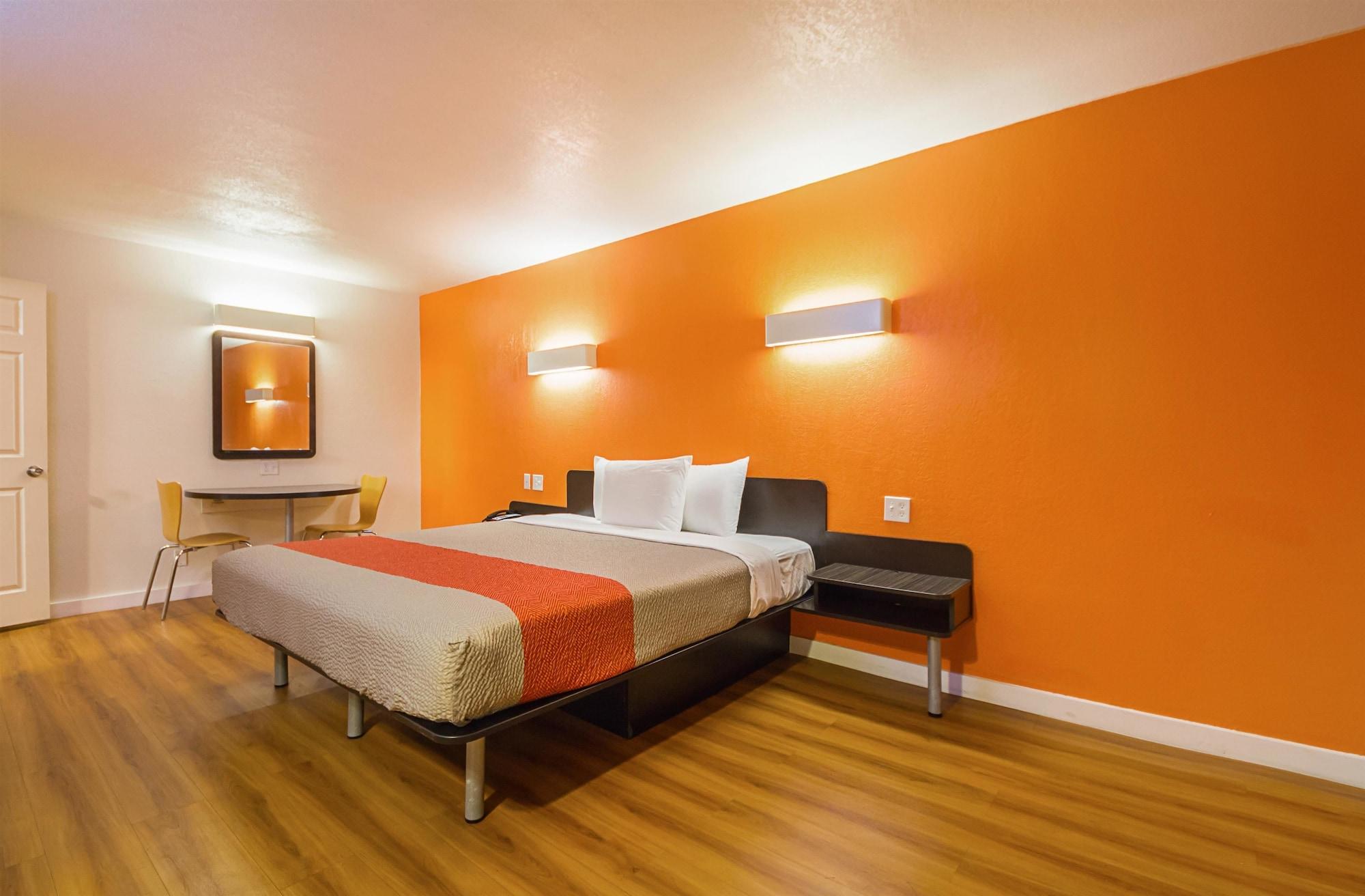 Motel 6-Garland, Tx - Northeast Dallas Eksteriør billede